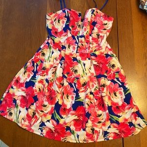 Soprano Floral Dress